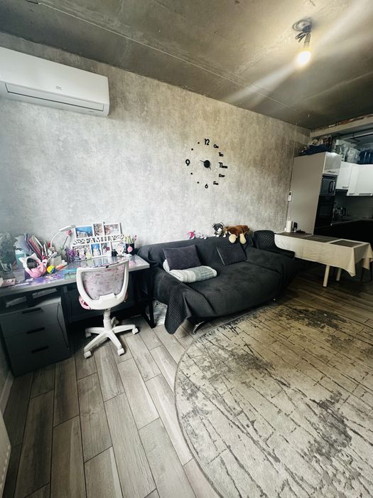 Продаж 1-к квартири 48 м² з кухнею-студією, ремонтом та ГЕНЕРАТОРОМ в ЖК "Сонячний"!