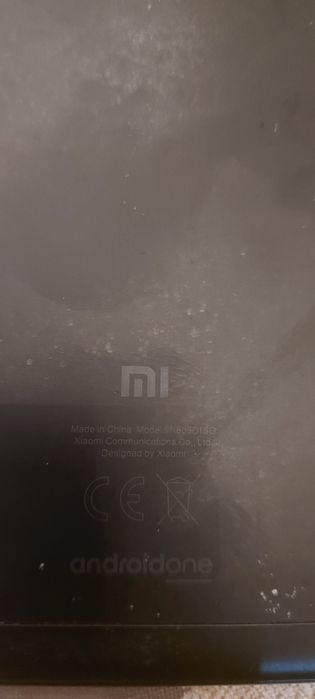 Продам смартфон Xiaomi mi a2 lite(4/64)