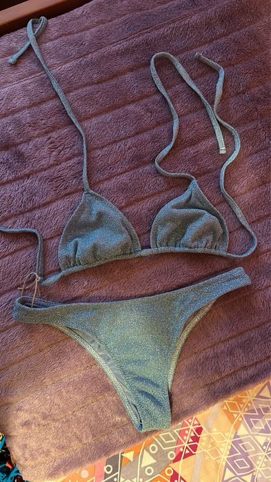 Biquini com brilhantes