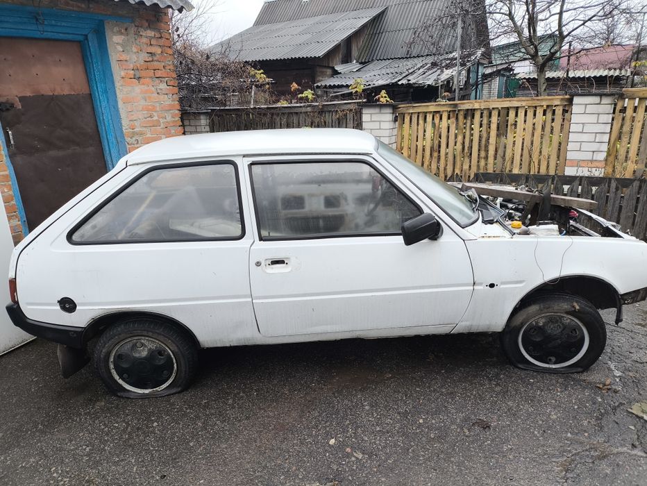 Продам Таврію ціляком або по запчастинах