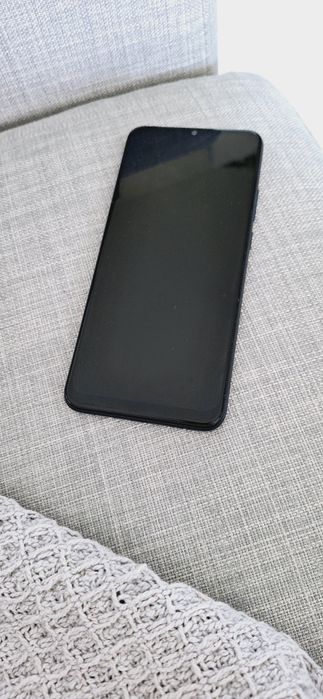 Телефон oppo 15s