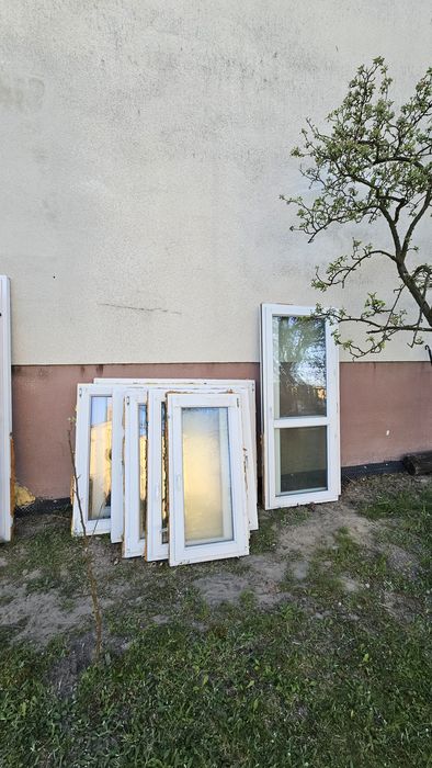 Sprzedam okna 2 szynowe z demontażu