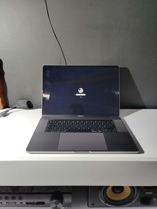 Ноутбук macbook pro 16 2019 /A2141