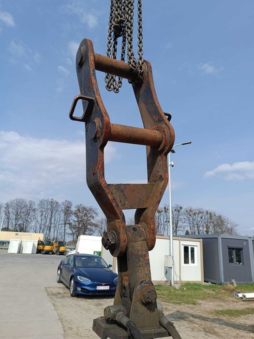 Chwytak hydrauliczny dwuszczękowy do koparki 20/30 t