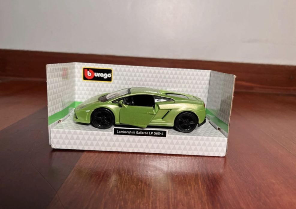 Carro de brincar ou de coleçao