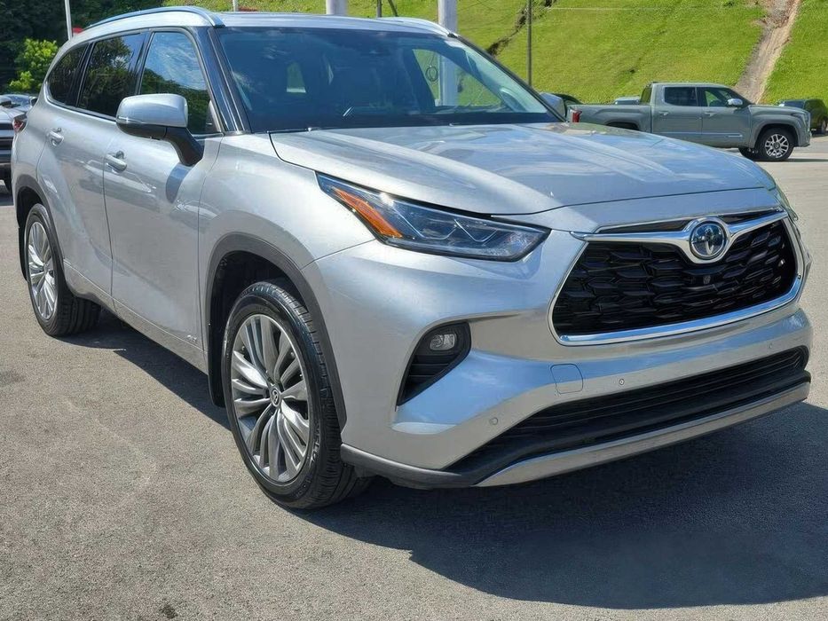 Toyota Highlander Hybrid Platinum      2022