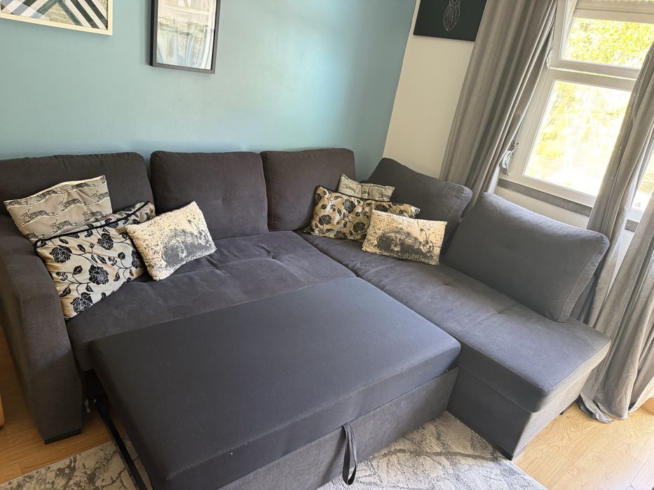 Sofa  cama 2,80 por 1,40 cinzento