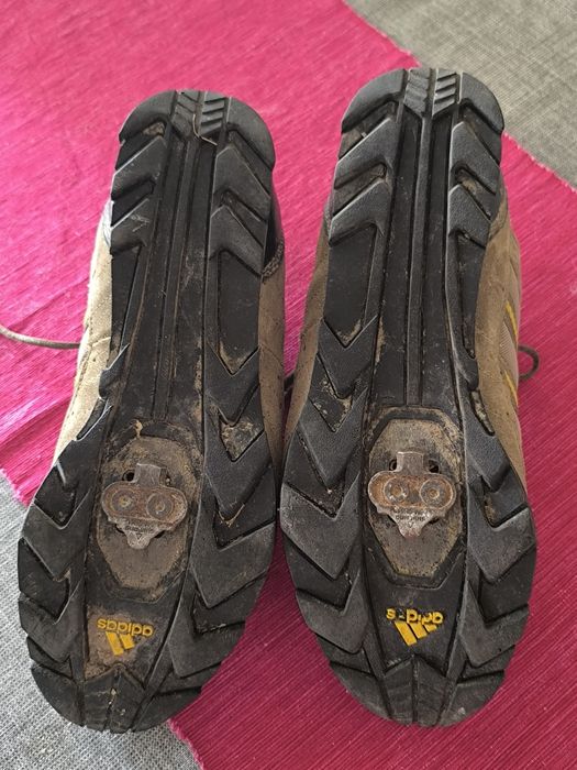 Sapato ciclismo com encaixe
