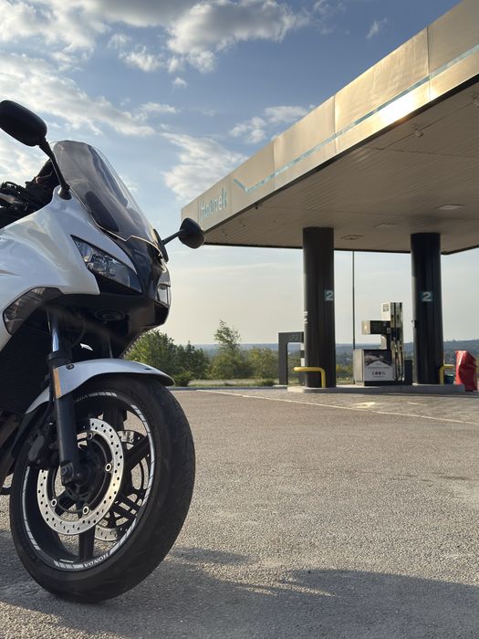 Мотоцикл Honda cbf 1000 2010 год без ABS