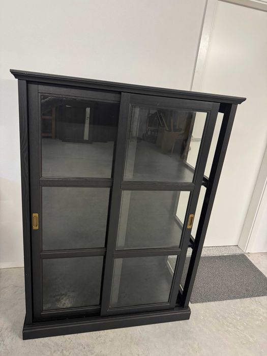 Armário/Vitrine com portas vidro deslizantes