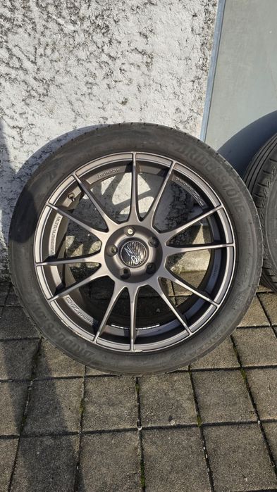 OZ Ultraleggera 18" 5x112 com pneus