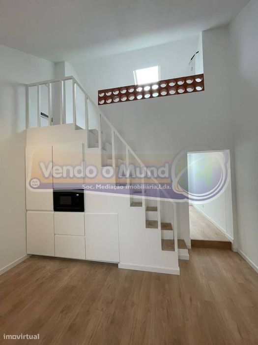 Moradia T1 +1 em Cabeção (MOR083)