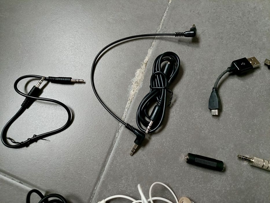 Cabos/Acessórios/adaptadores Multimedia