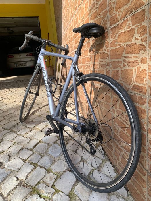 Bicicicleta estrada Vitoria race RS04