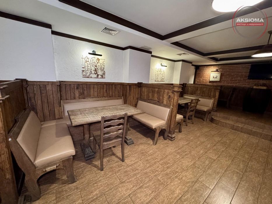 Оренда фасадного приміщення в районі вокзалу