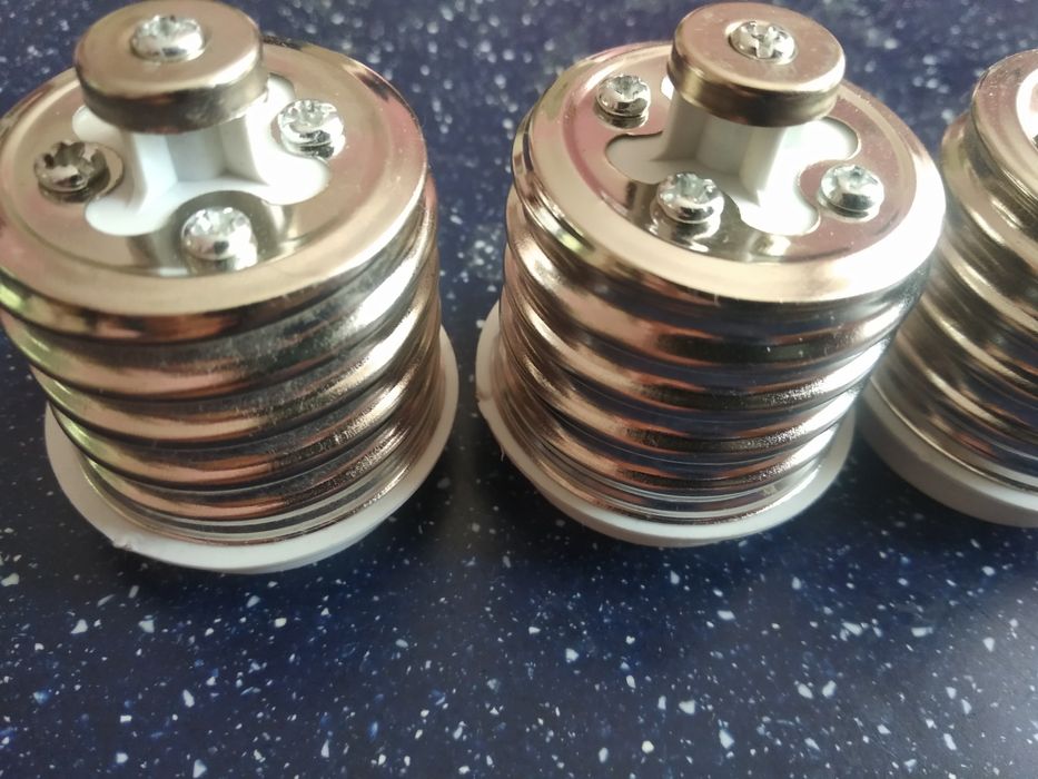 Перехідник е40 на е24