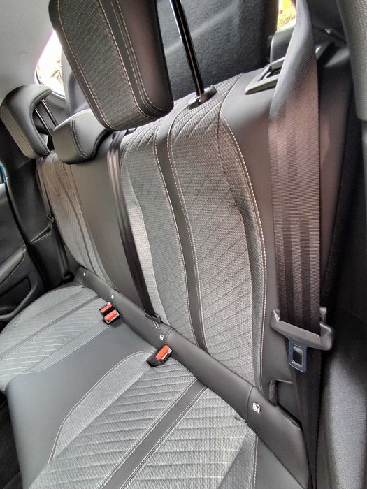 Peugeout Allure 2025 - Praticamente novo!