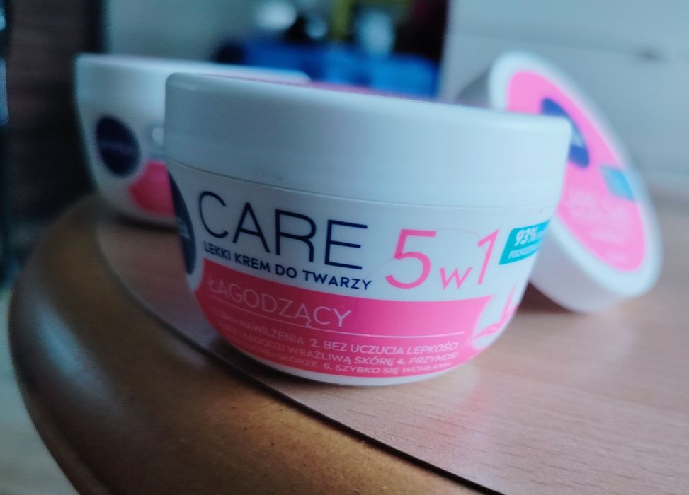 3 szt Krem do twarzy Nivea CARE 5w1 lekki łagodzący