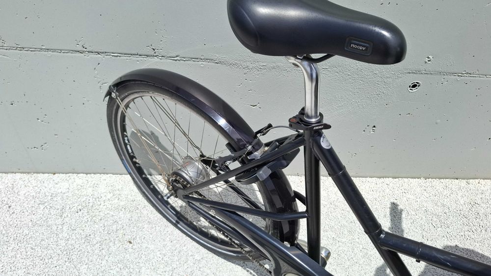 Bicicleta triciclo de carga  crianças Nihola