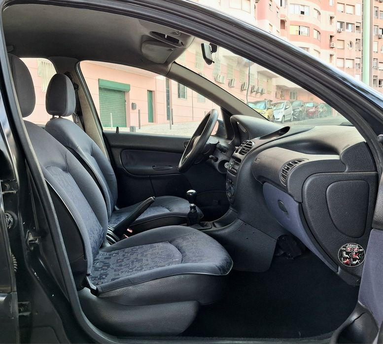 Peugeot 206 1.1i 60cv Nacional 00