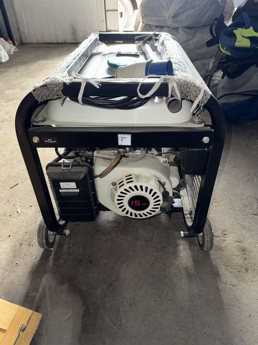 Генератор 8500 w новий без коробки