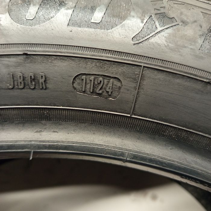 235/55R19 Goodyear Ultra Grip Performance+