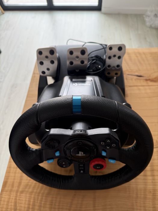 Logitech G29 Volante + Pedais