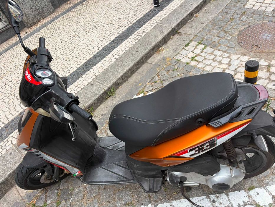 Mota Scooter Aprilia 125cv