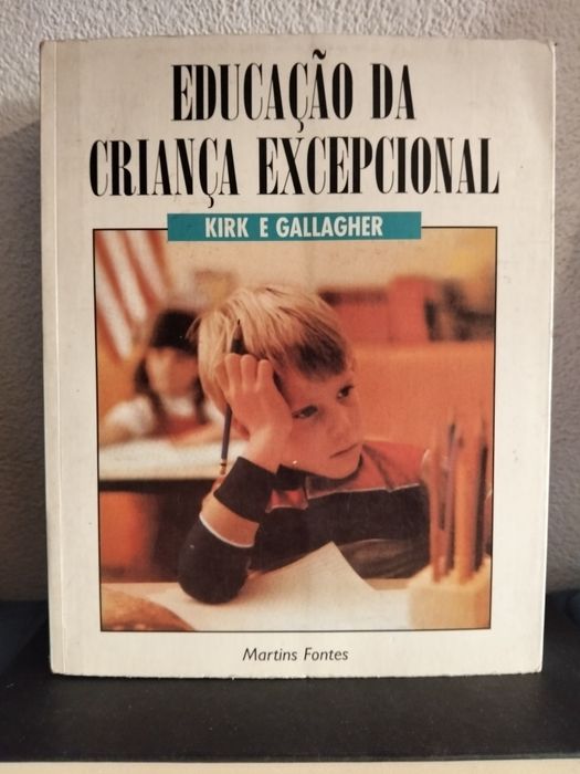 Livro "Educação da Criança Excepcional" - Kirk e Gallagher