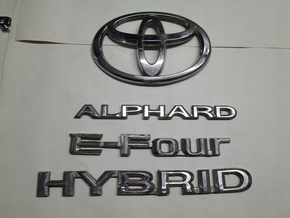 toyota alphard e-four hybrid emblemat znaczek napis