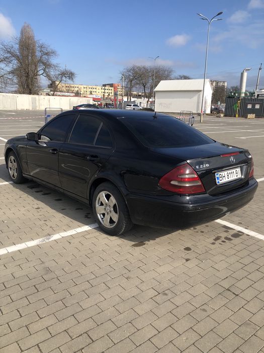Продам Mercedes  Benz e211 2.2 cdi
