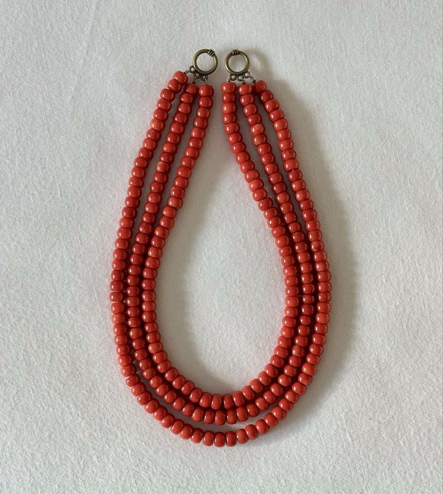 Korale ludowe czerwone