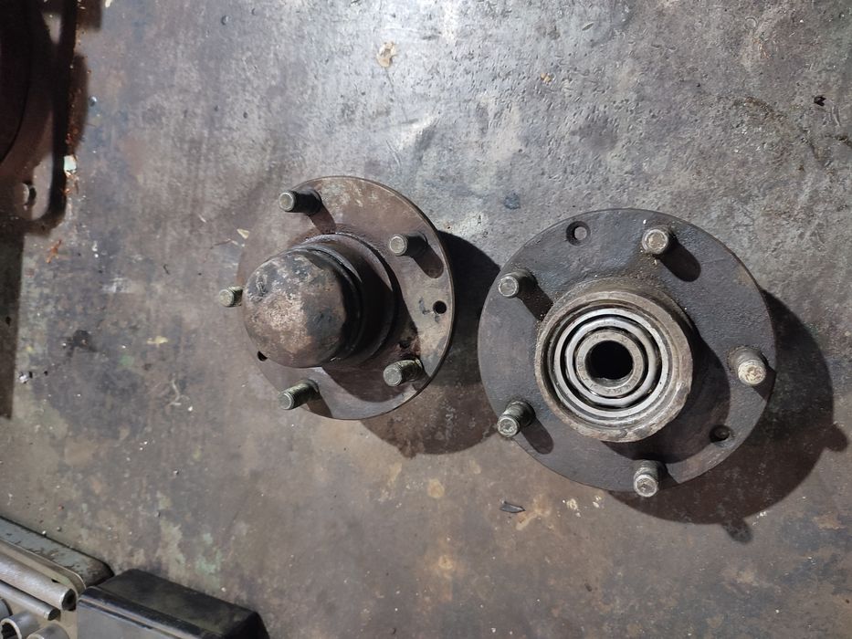 Ступиця на москвич