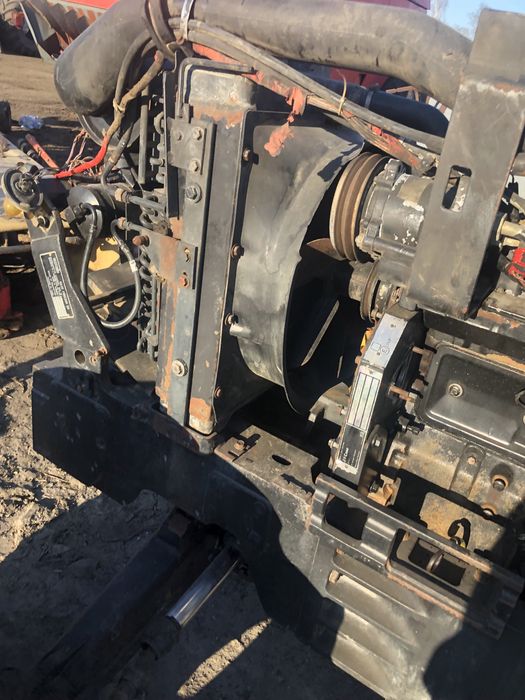 Silnik czesci do silnika case maxum 5140