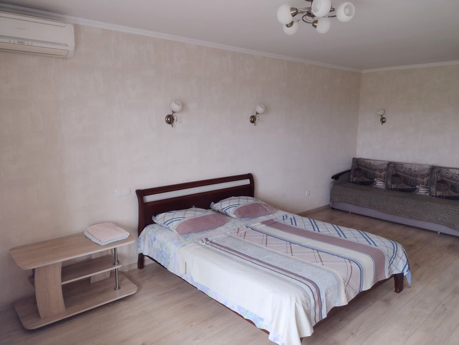 Почасово. Видова м. Лівобережна, Русанівська набережна 16, погодинно п