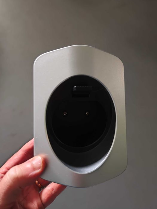 Suporte de Parede para Cabo de Carregamento de Carro Elétrico