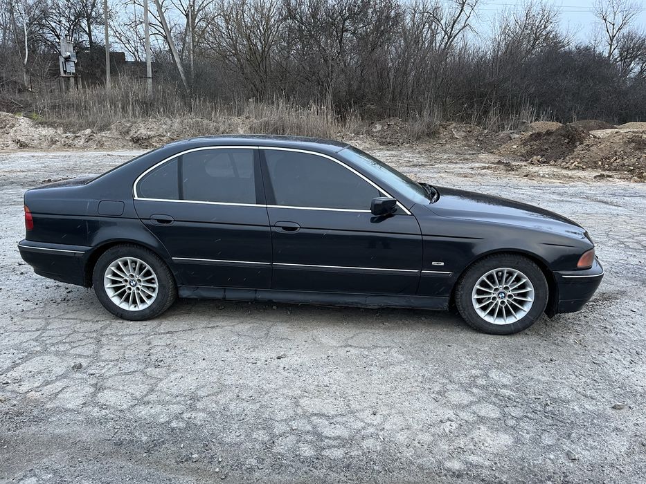 BMW   e39   523i