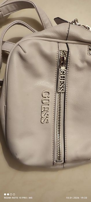 Plecak damski skóropodobny GUESS ,kolor ecru.
