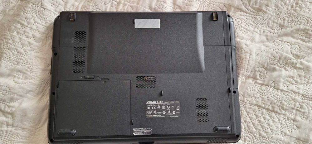 Продам рабочий ноутбук Asus K40in