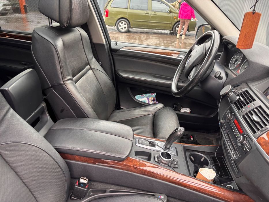 BMW X5 xDrive35i 2011 (E70)