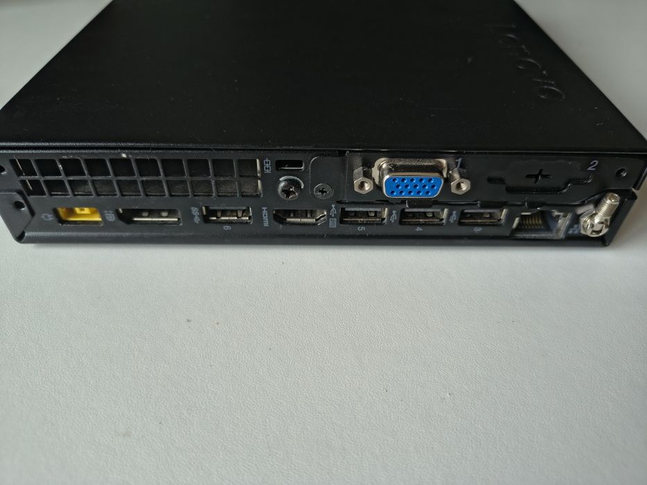 Lenovo M75q (Ryzen3-3ºGen, 8GB, NVMe 256GB, Vega 8) + Phillips LED 22"