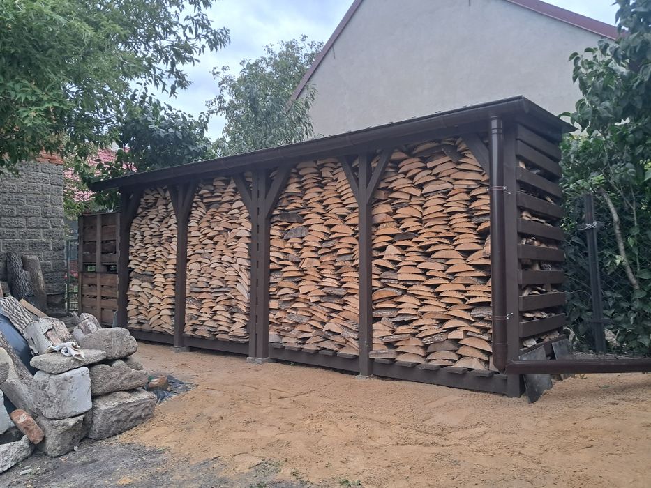 Drewutnia (schowek) na drewno