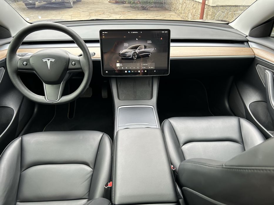 Tesla Model 3  36000км пробіг