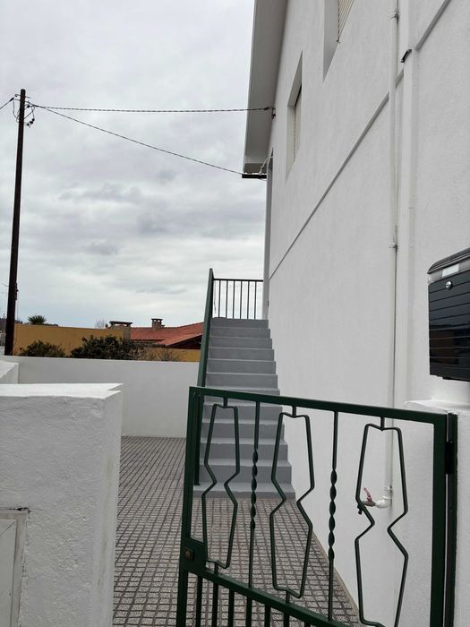 Arrenda-se  Imóveis / Apartamentos