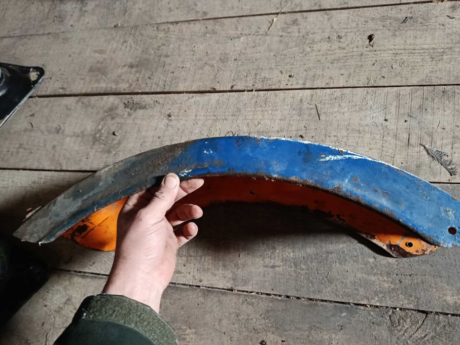 Заднє крило мотоцикла ИЖ