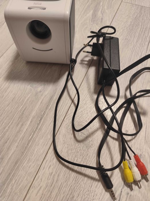 Портативний дитячий Міні проектор Kids Story Projector Q2
