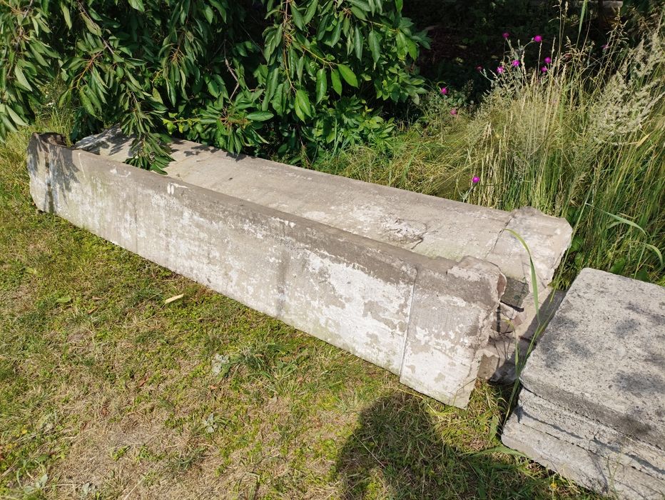 Płyty betonowe, murki