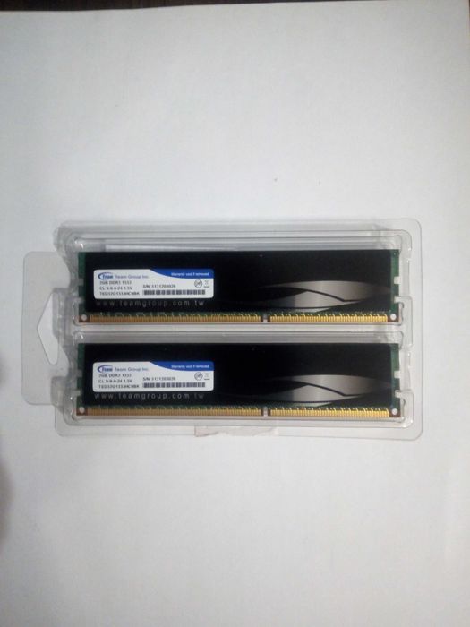 Игрова оперативна пам'ять Team Elite DDR3 2Gb 1333MHz