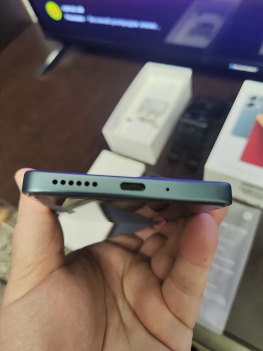 ИГРОВОЙ Xiaomi redmi note 13Pro, память 8+8-256гиг,как новый.