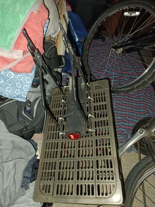 Bicicletas para andar cor roxy como novo resto dois só trocar câmeras do ar...